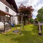Ferienwohnanlage E7 Mit 2 Schlafzimmer Und Hallenbad