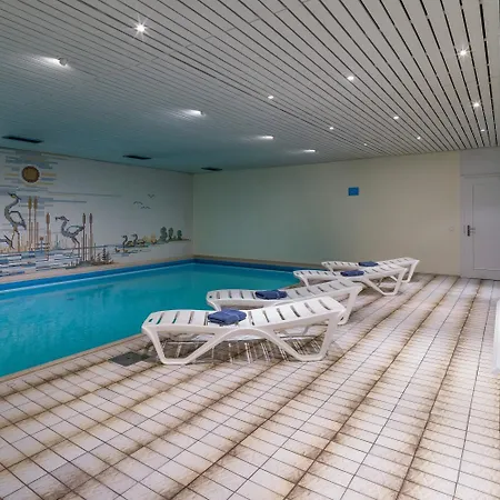 Ferienwohnanlage E7 Mit 2 Schlafzimmer Und Hallenbad *